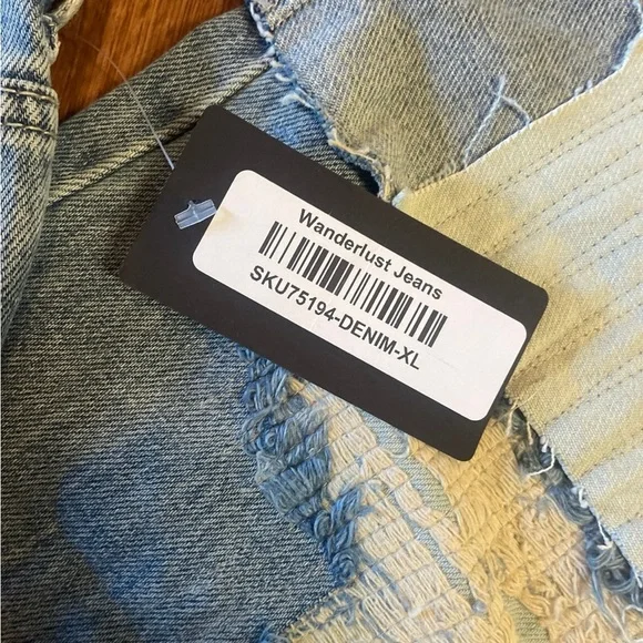 Oli & Hali Distressed Blue Jeans - Picture 2 of 4